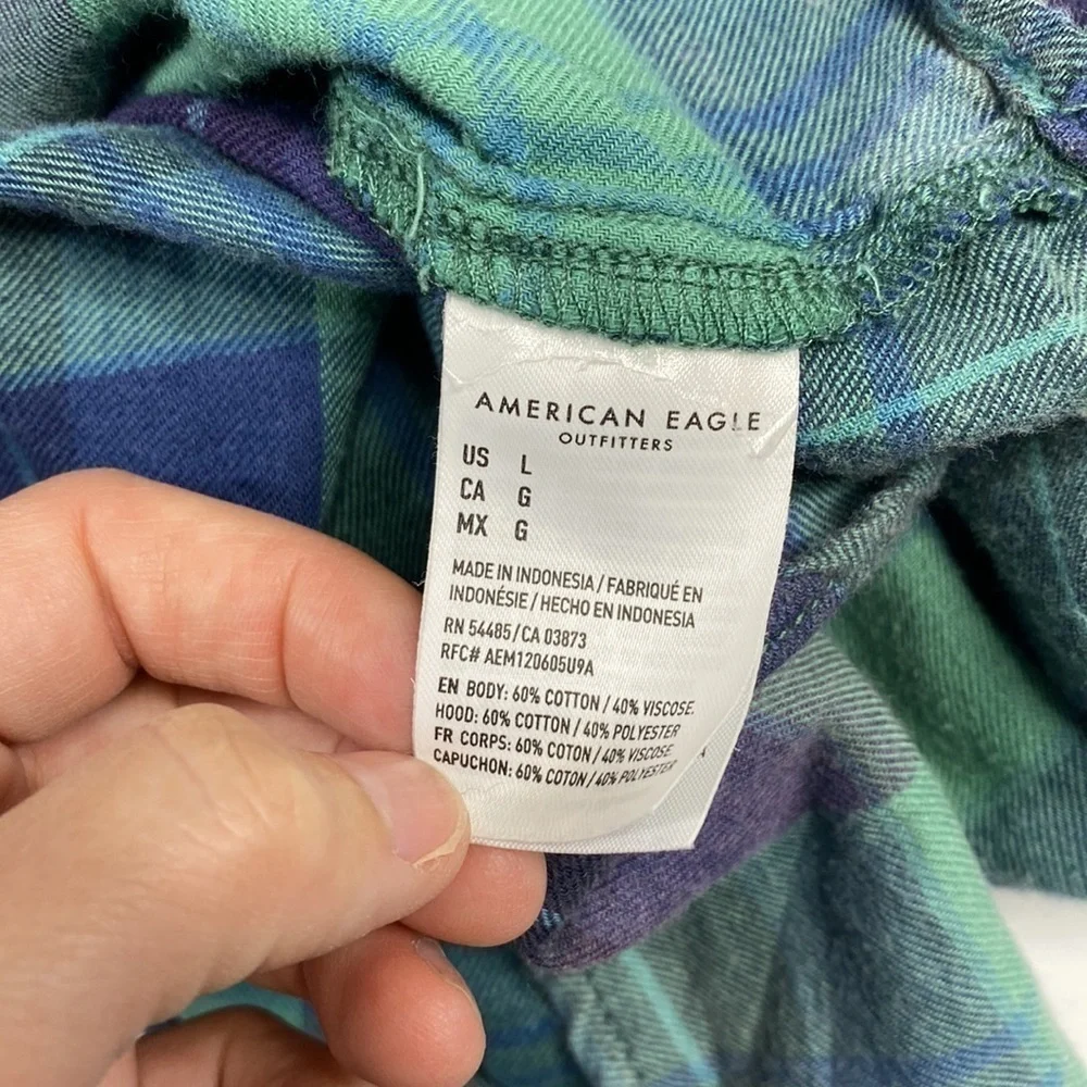 American Eagle Checkered Casual Hooded Cropped Flannel Button Up Shirt Large - Picture 4 of 7